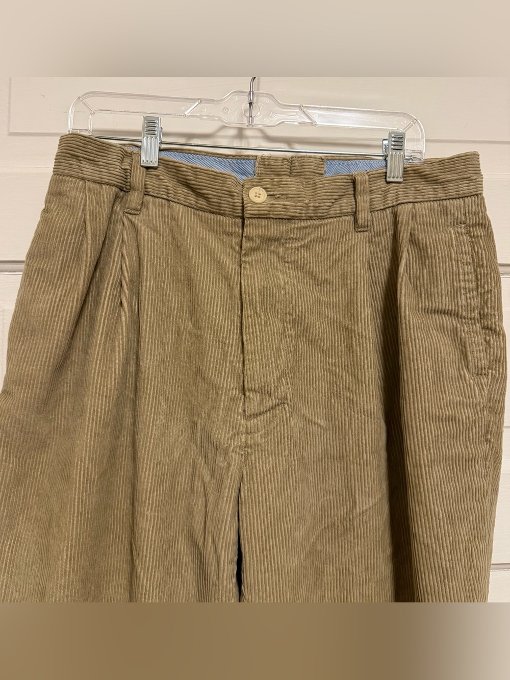 Nautica Men’s Corduroy Pleated Trousers in Khaki